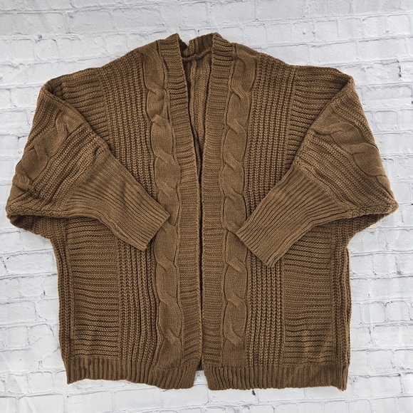 Cable Knit Extra Large Brown Cardigan - Picture 1 of 6
